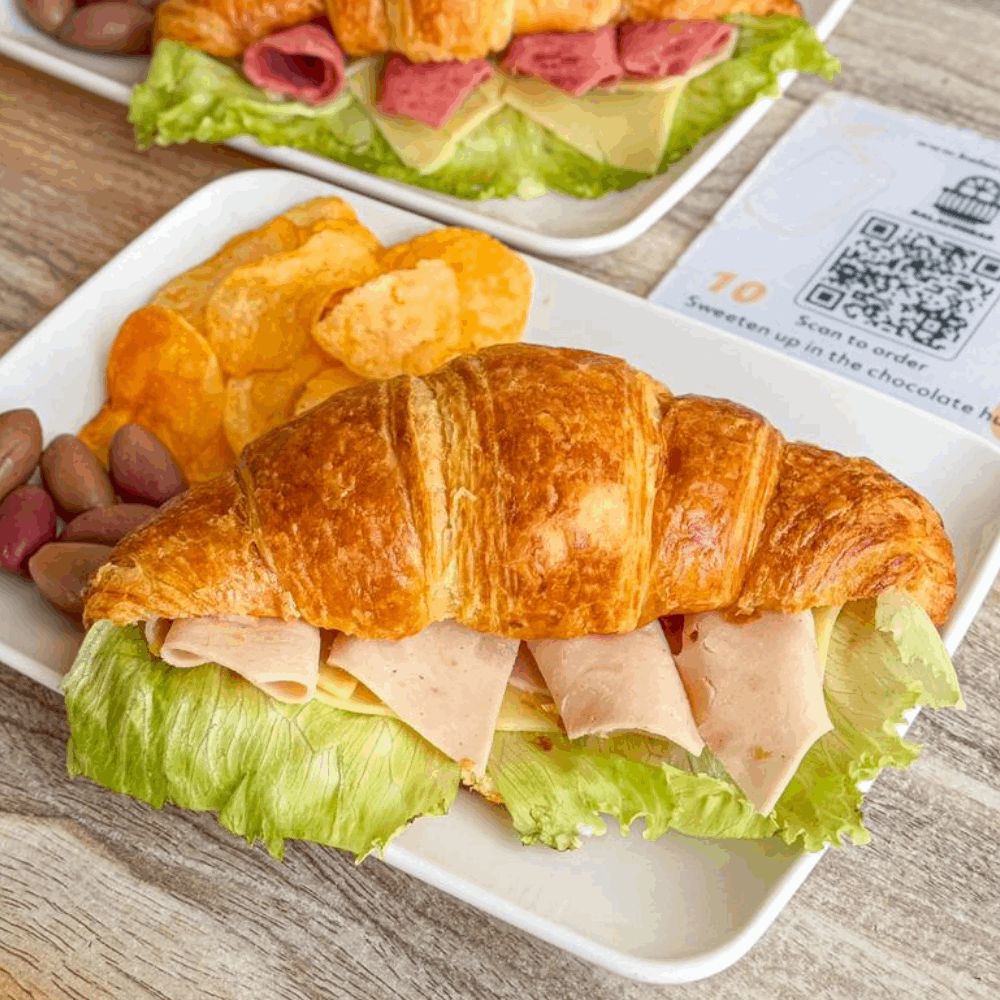 CROISSANT كرواسون تركى مدخن .