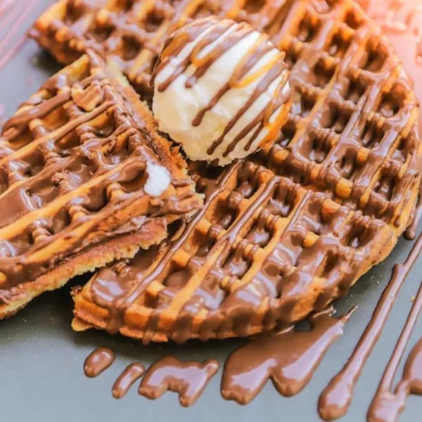 WAFFLE وافل أيس