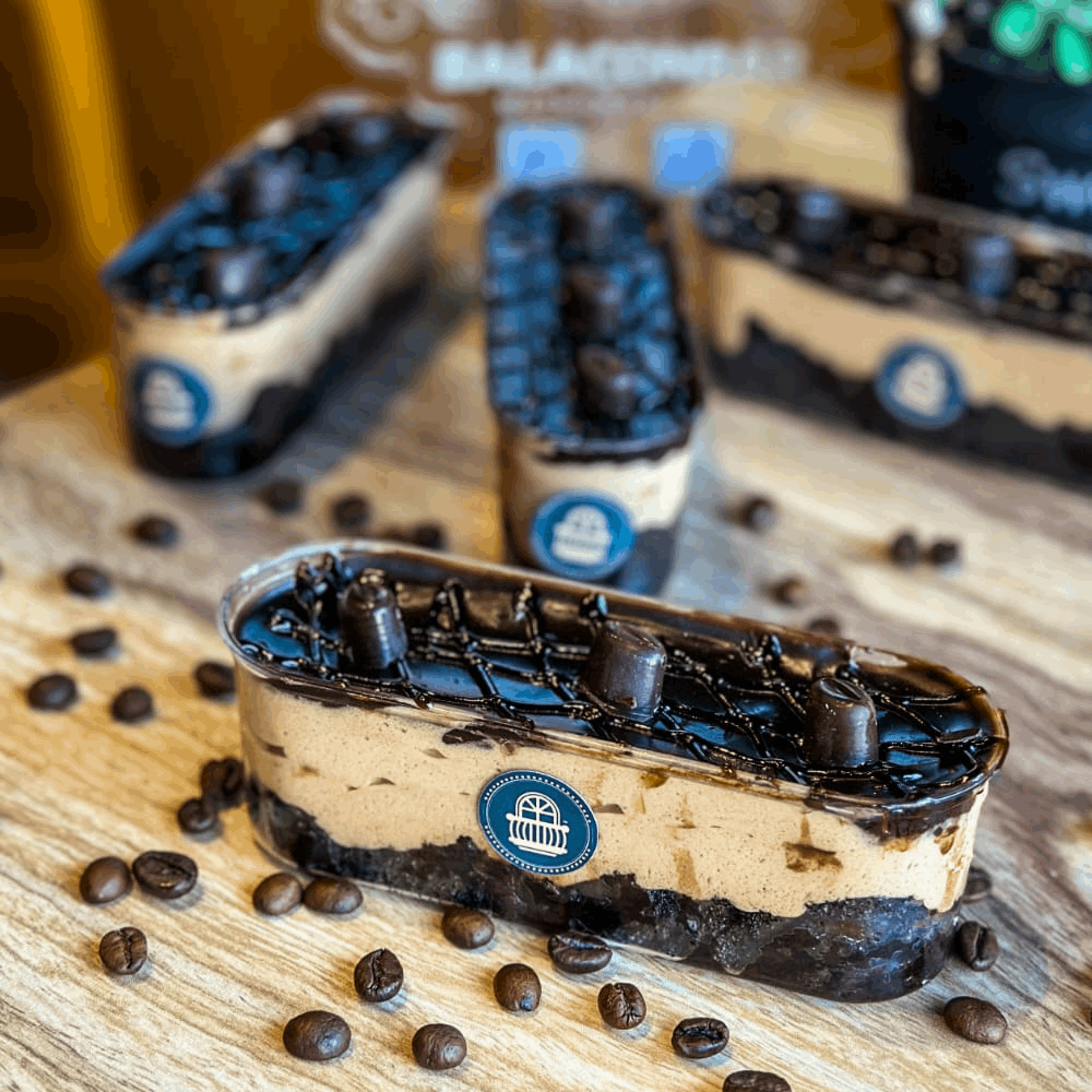 CAKE DESSERTS كوفي كيك